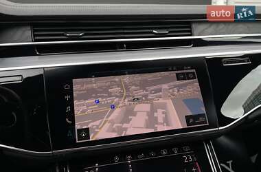 Седан Audi A8 2019 в 