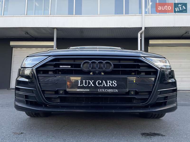 Седан Audi A8 2021 в Киеве