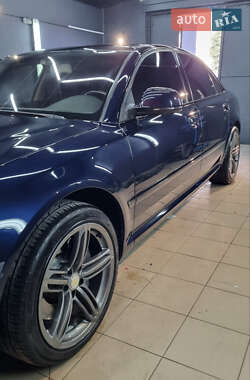 Седан Audi A8 2008 в 