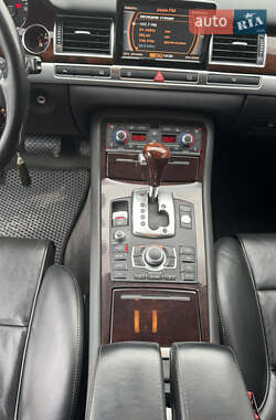 Седан Audi A8 2008 в 