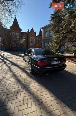 Седан Audi A8 2000 в 