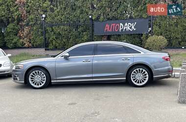 Седан Audi A8 2018 в 