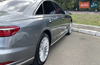 Седан Audi A8 2018 в 