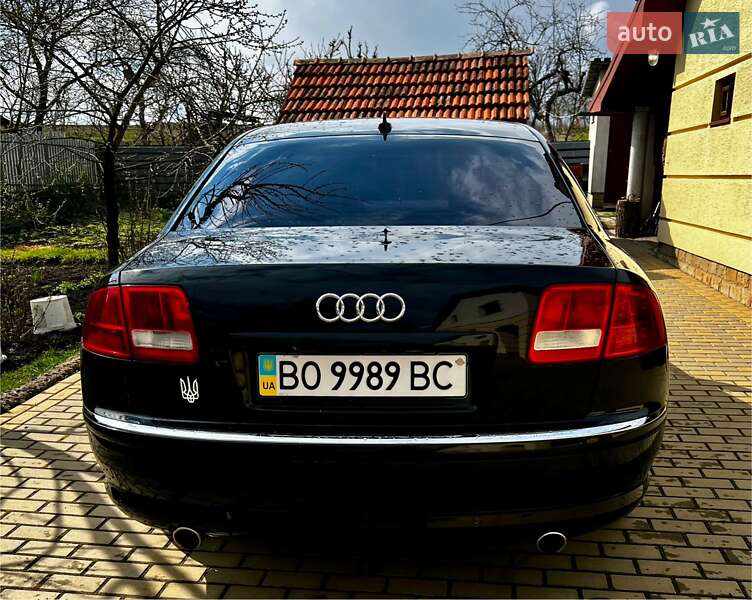 Седан Audi A8 2006 в Копычинце
