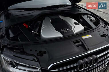 Седан Audi A8 2017 в 