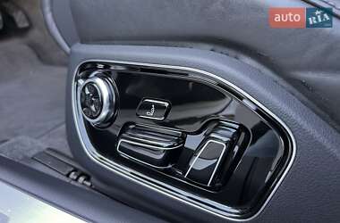 Седан Audi A8 2011 в 