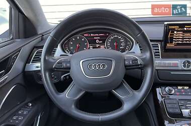 Седан Audi A8 2011 в 