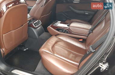 Седан Audi A8 2011 в 