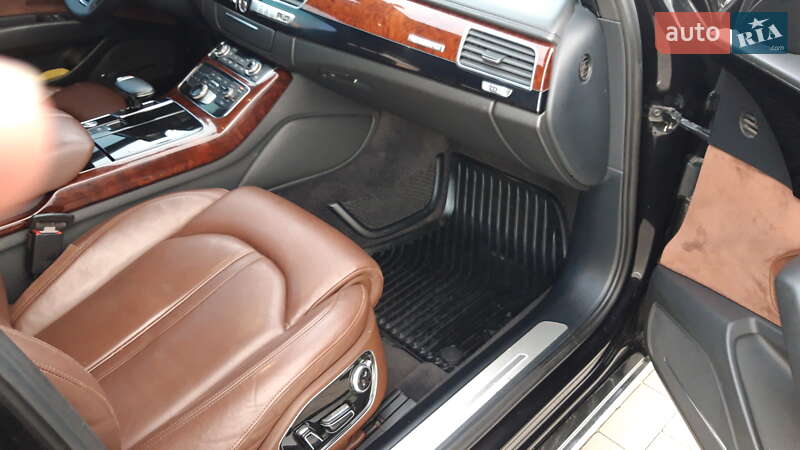 Седан Audi A8 2011 в Киеве