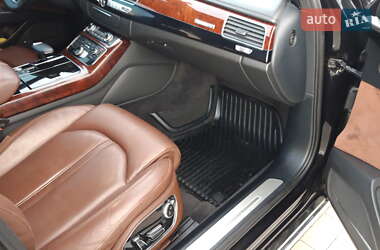Седан Audi A8 2011 в 