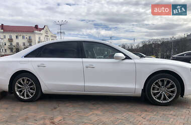 Седан Audi A8 2012 в 