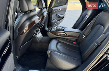 Седан Audi A8 2015 в 