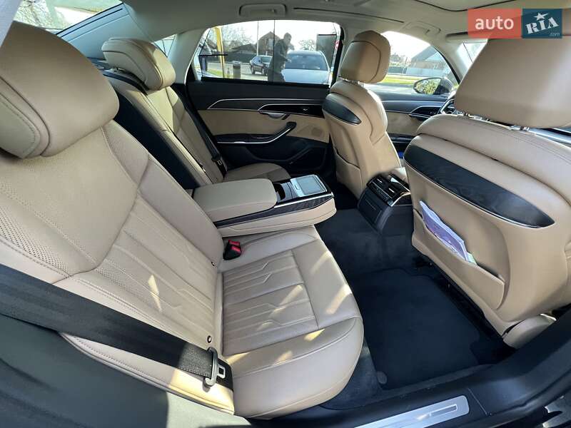 Седан Audi A8 2020 в Виннице