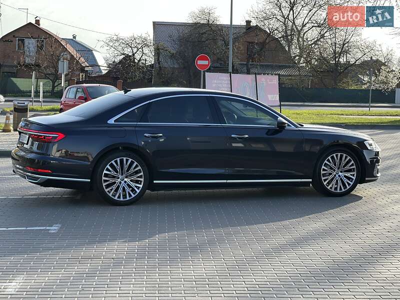 Седан Audi A8 2020 в Виннице