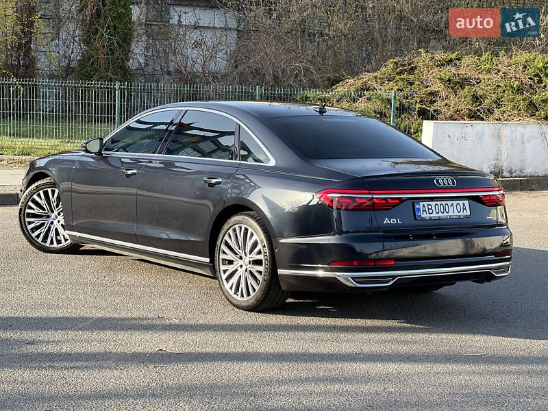 Седан Audi A8 2020 в Виннице