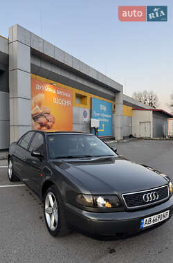 Седан Audi A8 1996 в 