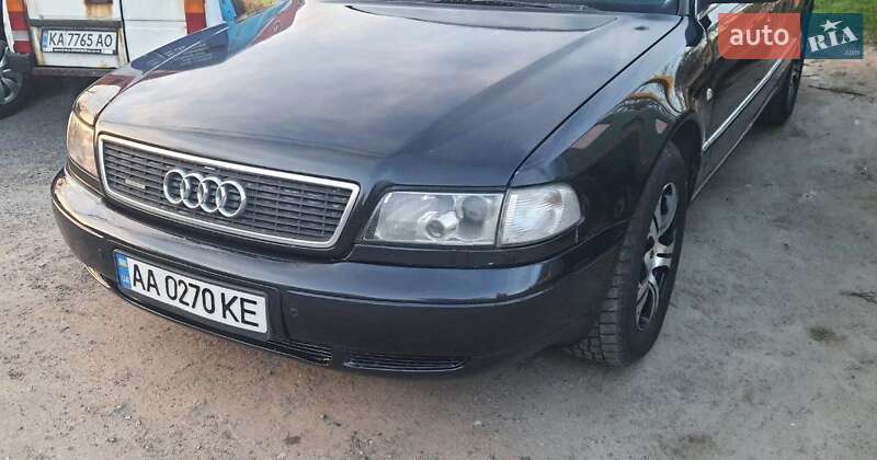 Седан Audi A8 1998 в Киеве