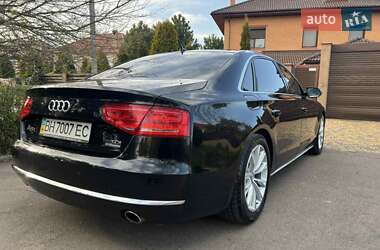 Седан Audi A8 2012 в 