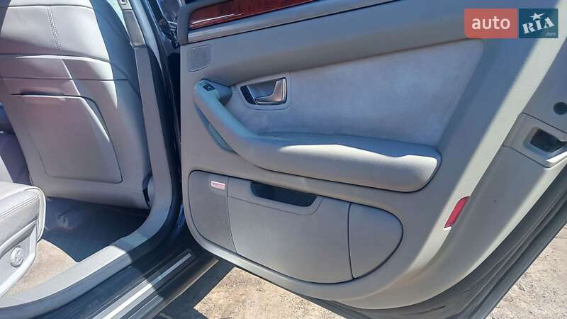 Седан Audi A8 2006 в Бершади
