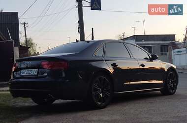 Седан Audi A8 2013 в 