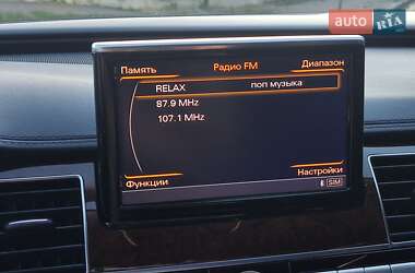 Седан Audi A8 2013 в 
