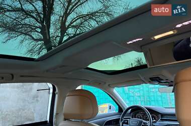 Седан Audi A8 2018 в 