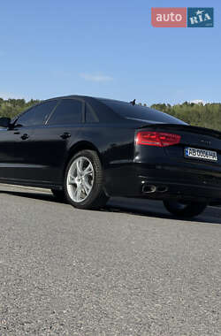 Седан Audi A8 2010 в 