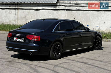 Седан Audi A8 2013 в 