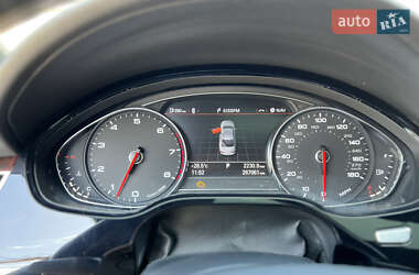 Седан Audi A8 2013 в 