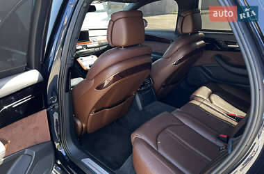 Седан Audi A8 2013 в 