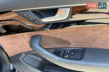 Седан Audi A8 2013 в 