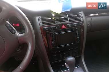 Седан Audi A8 2000 в 