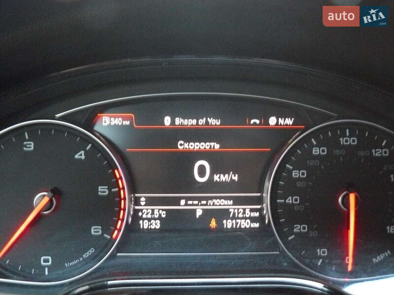 Седан Audi A8 2013 в Ивано-Франковске