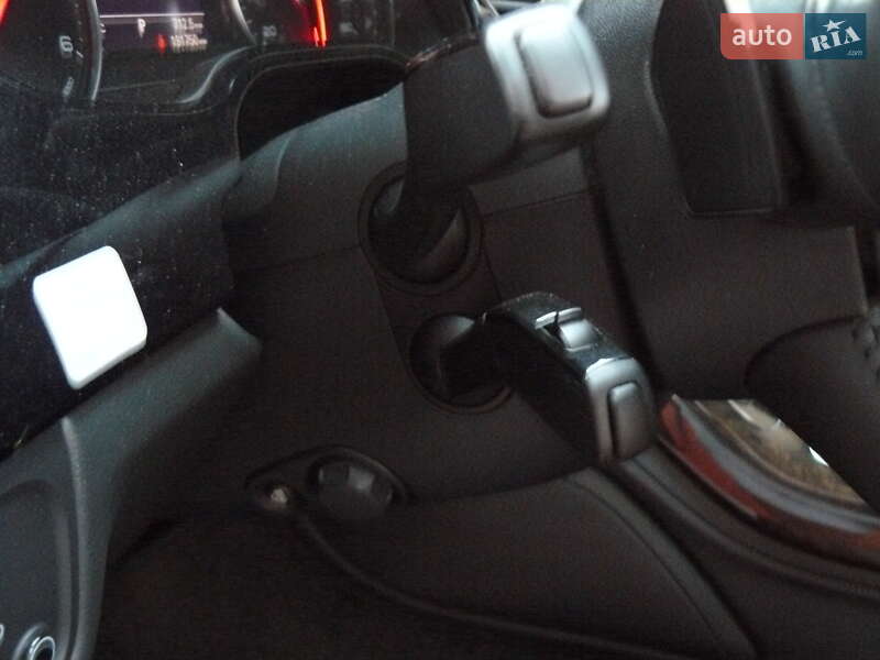 Седан Audi A8 2013 в Ивано-Франковске