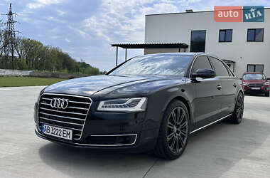 Седан Audi A8 2015 в 