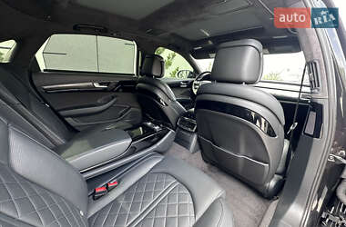 Седан Audi A8 2015 в 