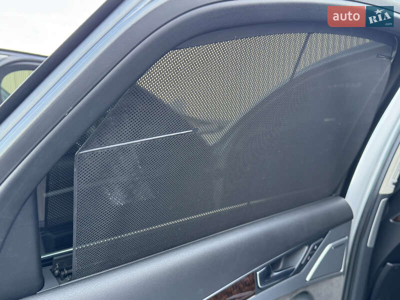 Седан Audi A8 2010 в Лубнах