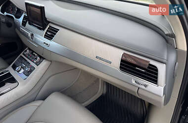 Седан Audi A8 2013 в 