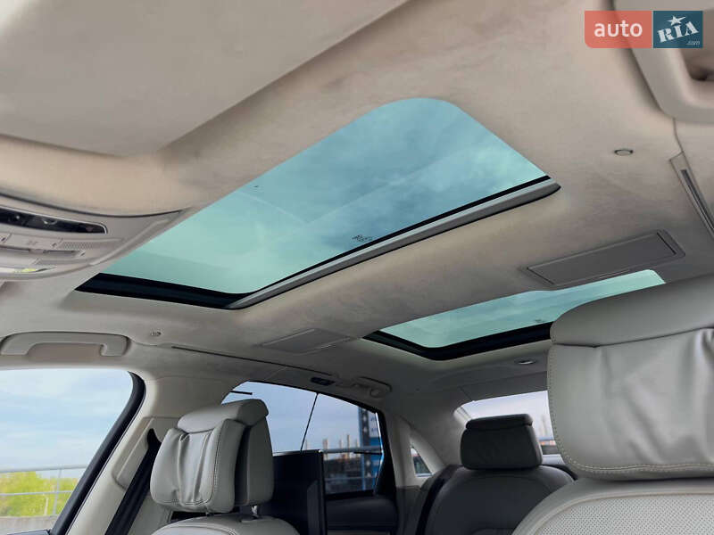 Седан Audi A8 2013 в Киеве