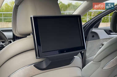 Седан Audi A8 2013 в 