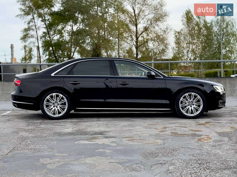 Седан Audi A8 2013 в Киеве