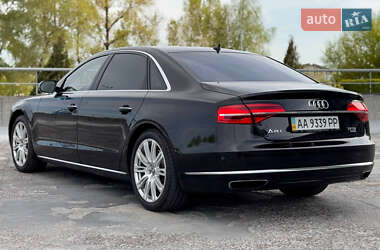 Седан Audi A8 2013 в 