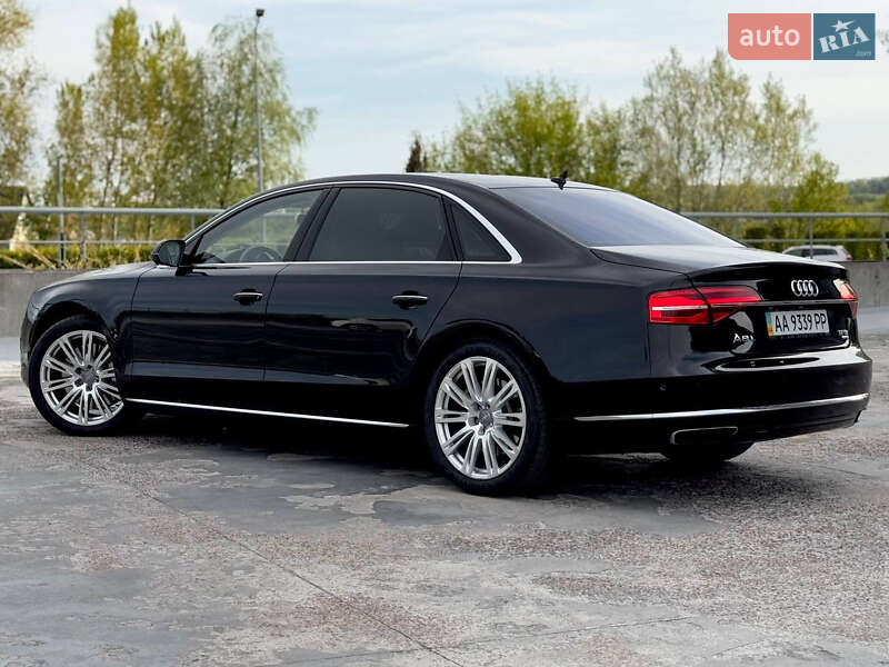 Седан Audi A8 2013 в Киеве