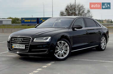 Седан Audi A8 2013 в 