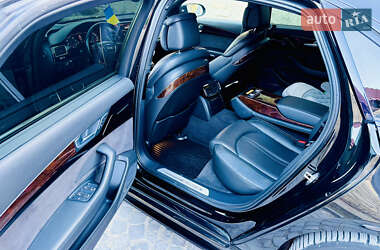 Седан Audi A8 2015 в 