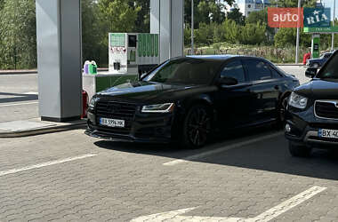 Седан Audi A8 2015 в 