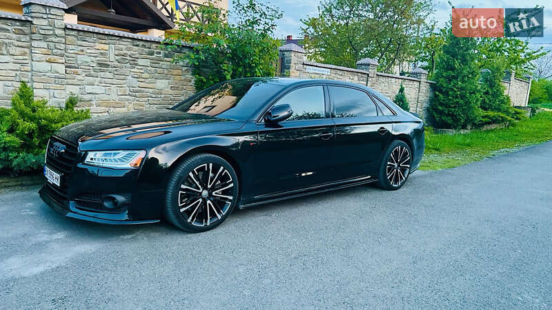 Седан Audi A8 2015 в Хмельницькому