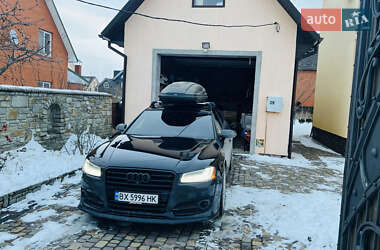 Седан Audi A8 2015 в 
