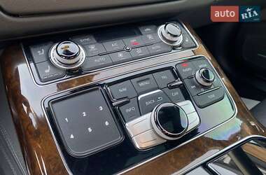 Седан Audi A8 2014 в 