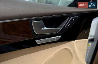 Седан Audi A8 2016 в 